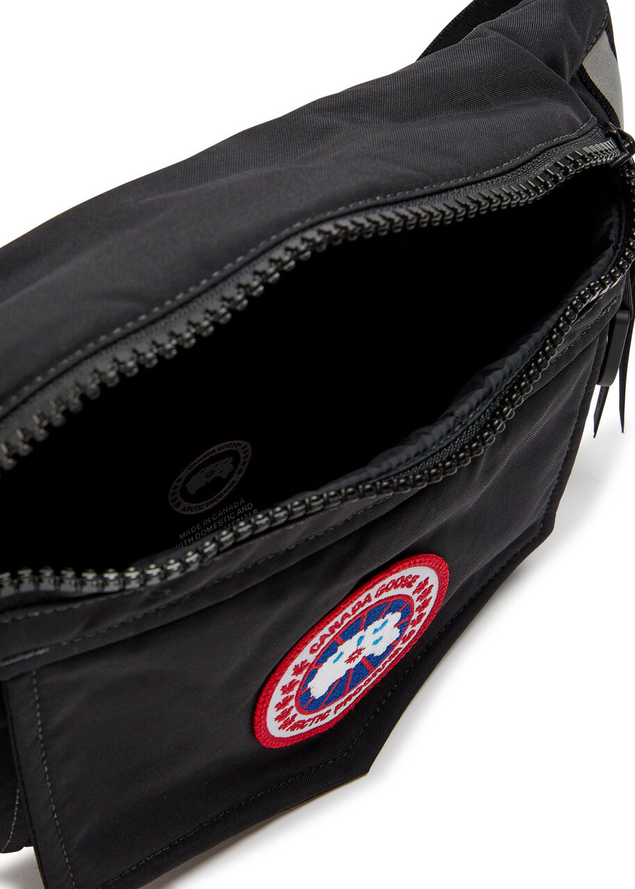 Canada Goose Logo-appliqué Twill Belt bag - Black - One Size