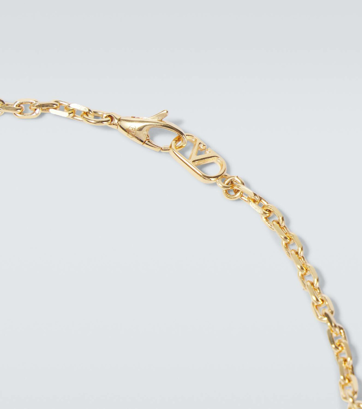 Valentino Garavani Cœur Royal VLogo pendant necklace