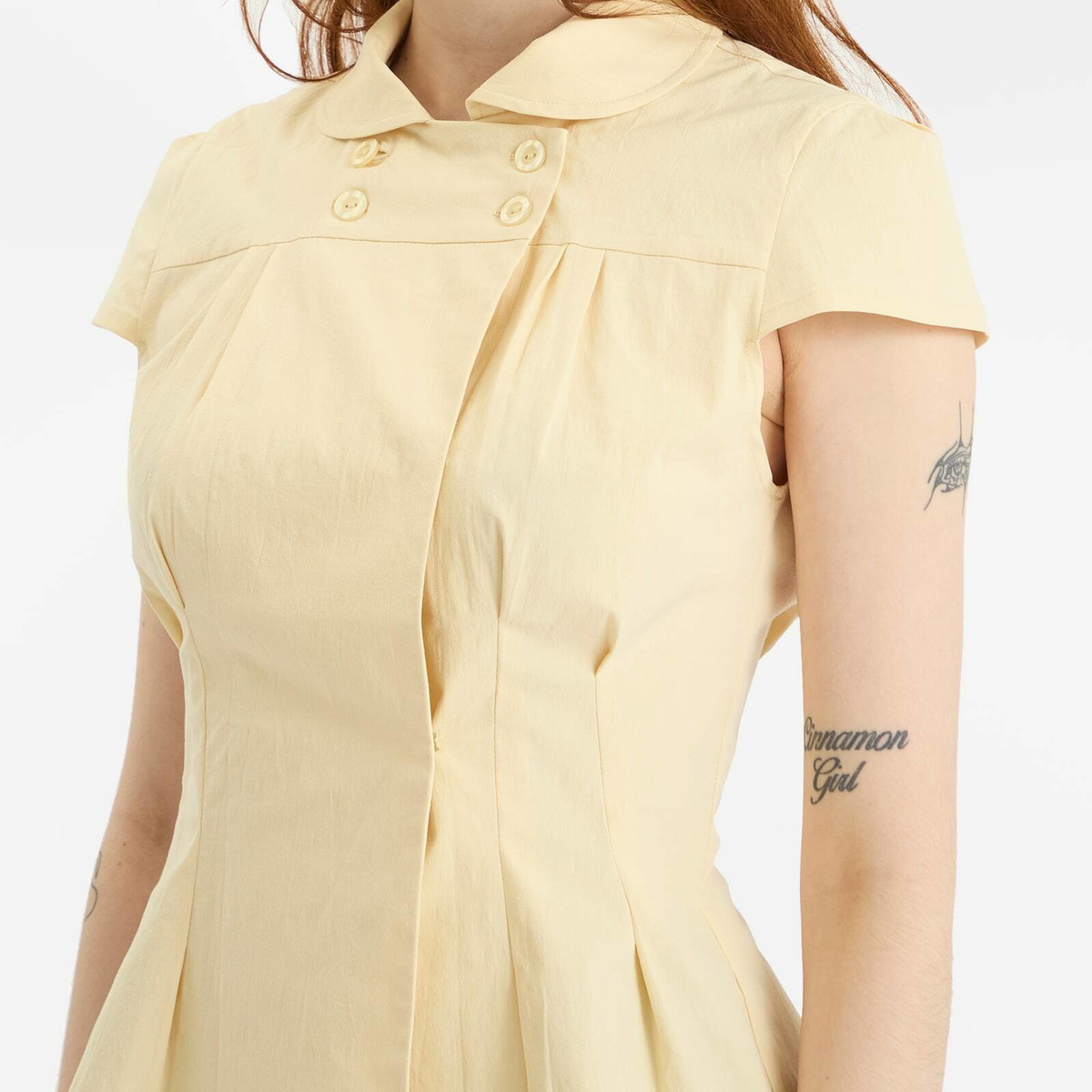 Peachy Den Women's Missy Blouse in Parchment
