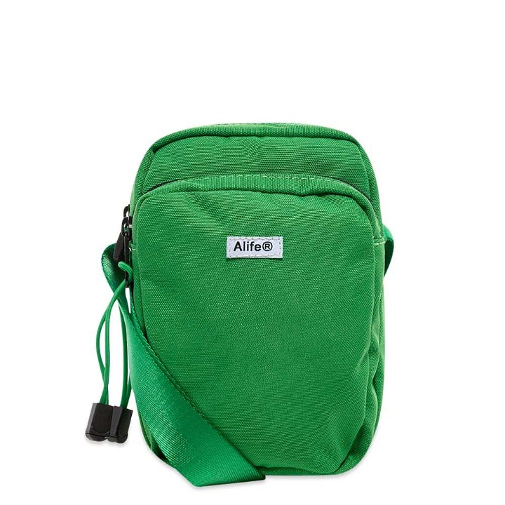 Photo: Alife Compact Messenger Bag