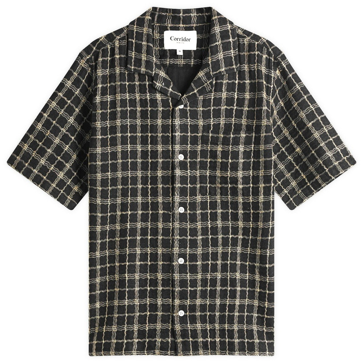 Photo: Corridor Men's Wavy Linen Short Sleeve Shirt in Black