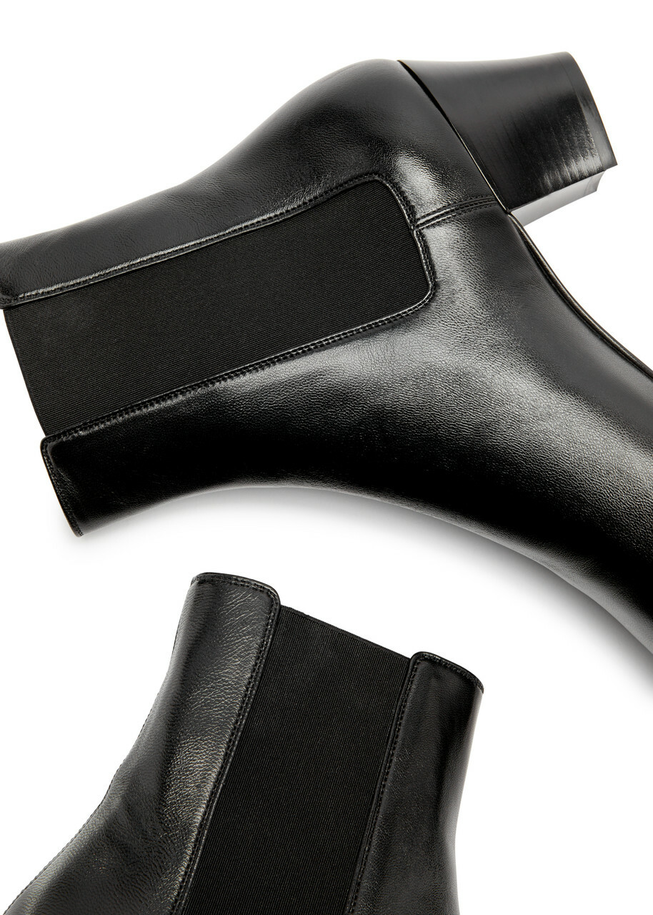 Saint Laurent Rainer 55 Leather Chelsea Boots Black