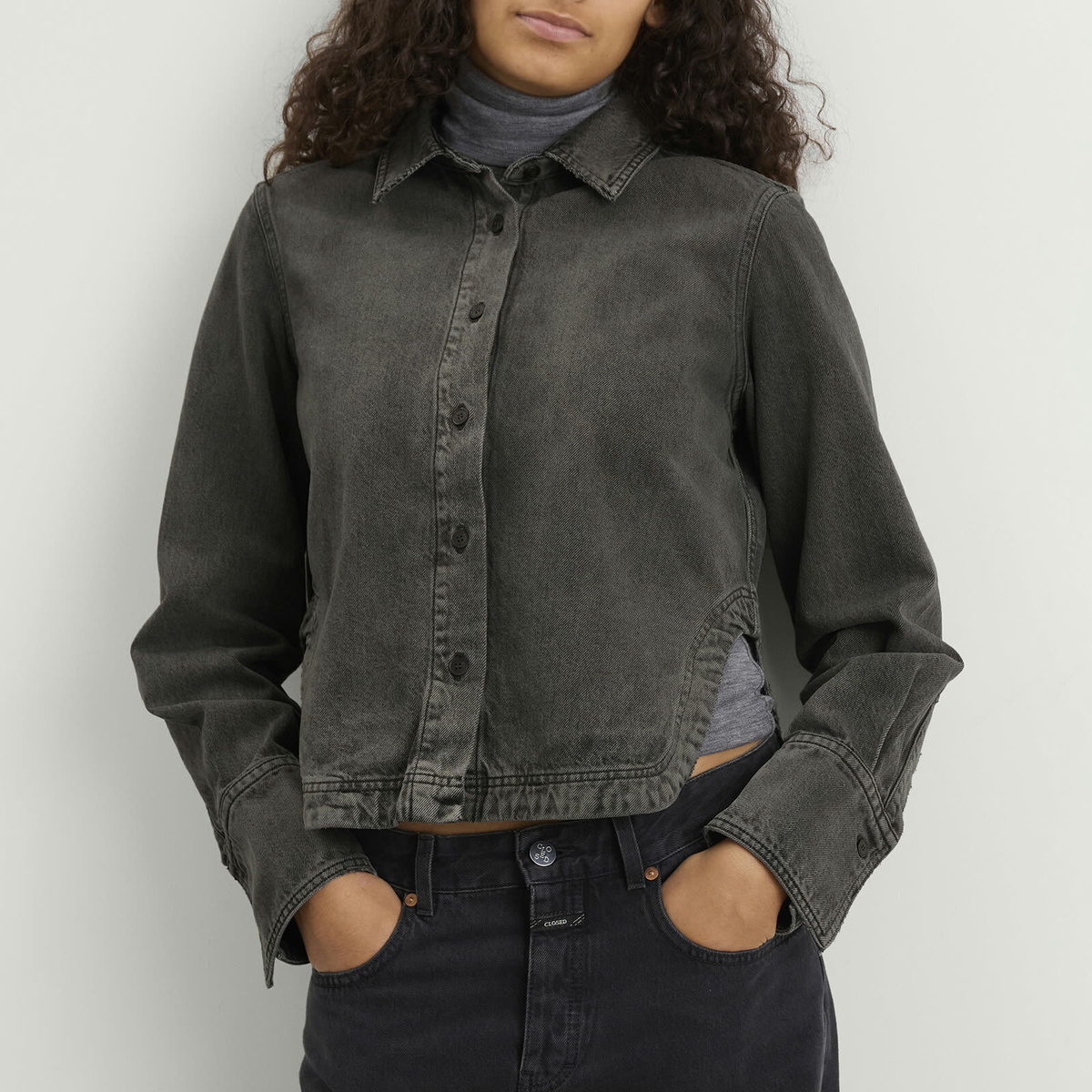 Closed Women's Curved Hem Denim Shirt in Dark Grey