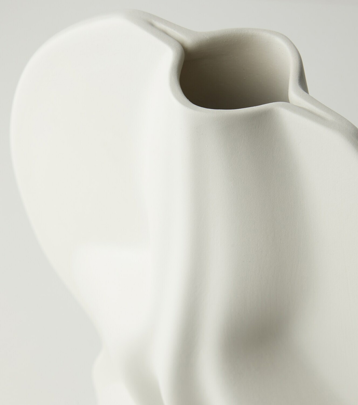 Cassina Brolic ceramic vase by Bradley L. Bowers