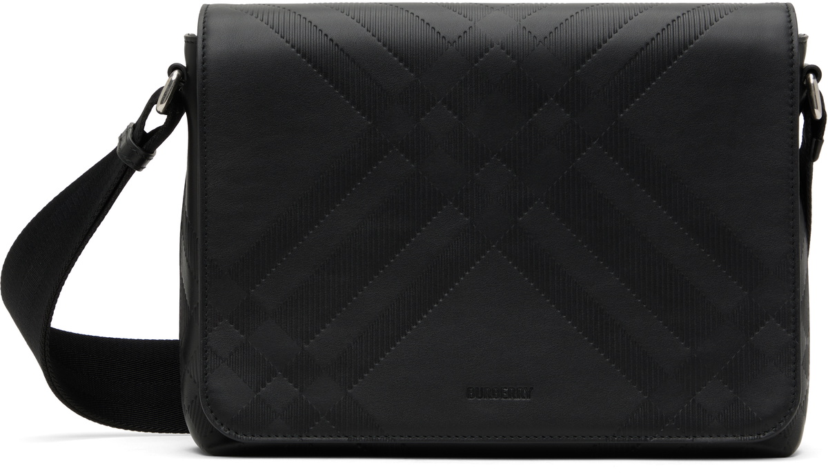 【BURBERRY】EMBOSSED CHECK MESSENGER BAG F9506E98-9C9C-4E55-B6C5-