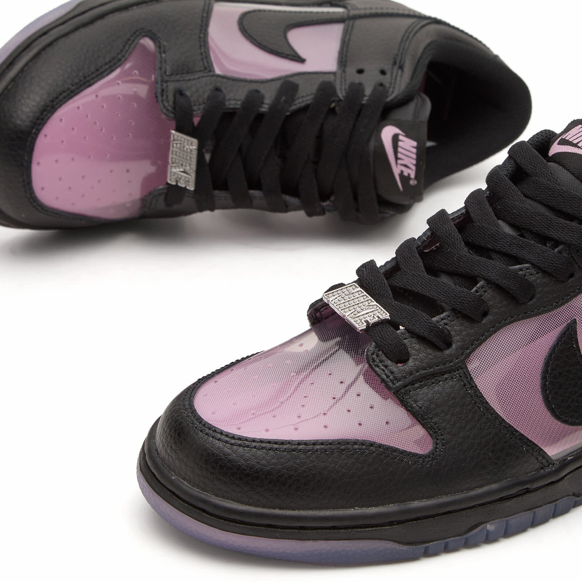 Nike Dunk LoRetro Prm Sneaker in Pink Rise/Black/Black