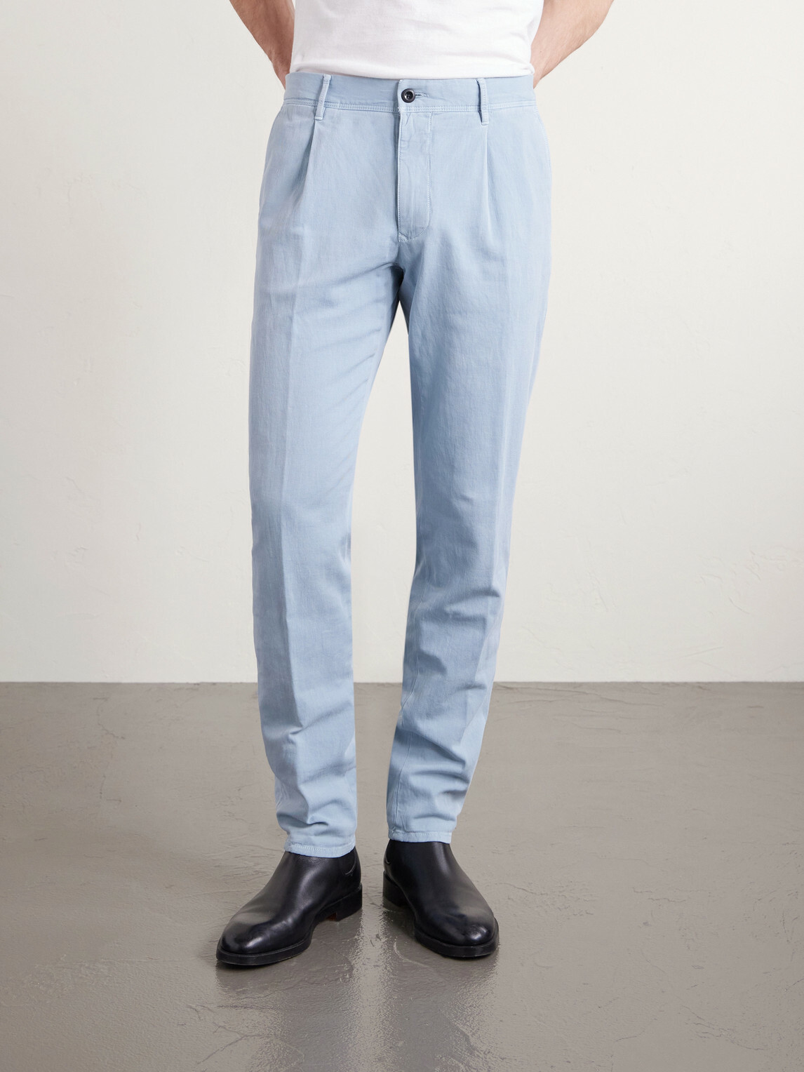 Slowear - Tapered Pleated Cotton-Blend Gabardine Trousers - Blue