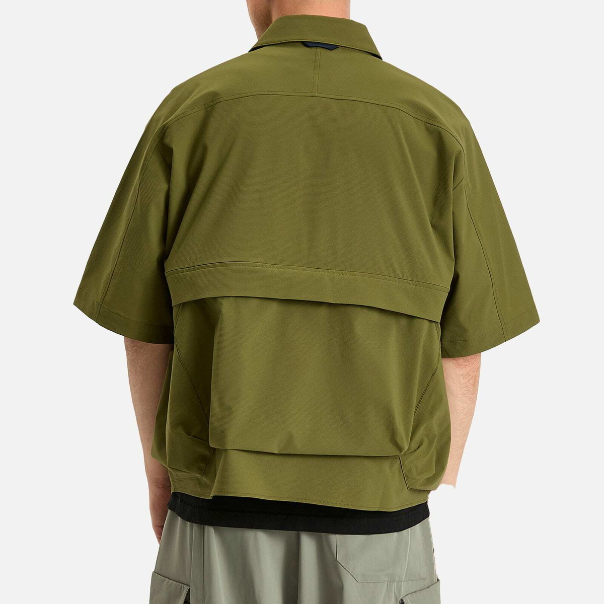 Poliquant Men's Multiple Pockets Short Sleeve Shirt in Olive