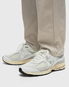 New Balance 2002 White - Mens - Lowtop