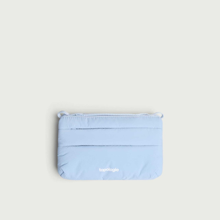 Photo: Topologie Phone Sacoche 90 Bag in Chambray 