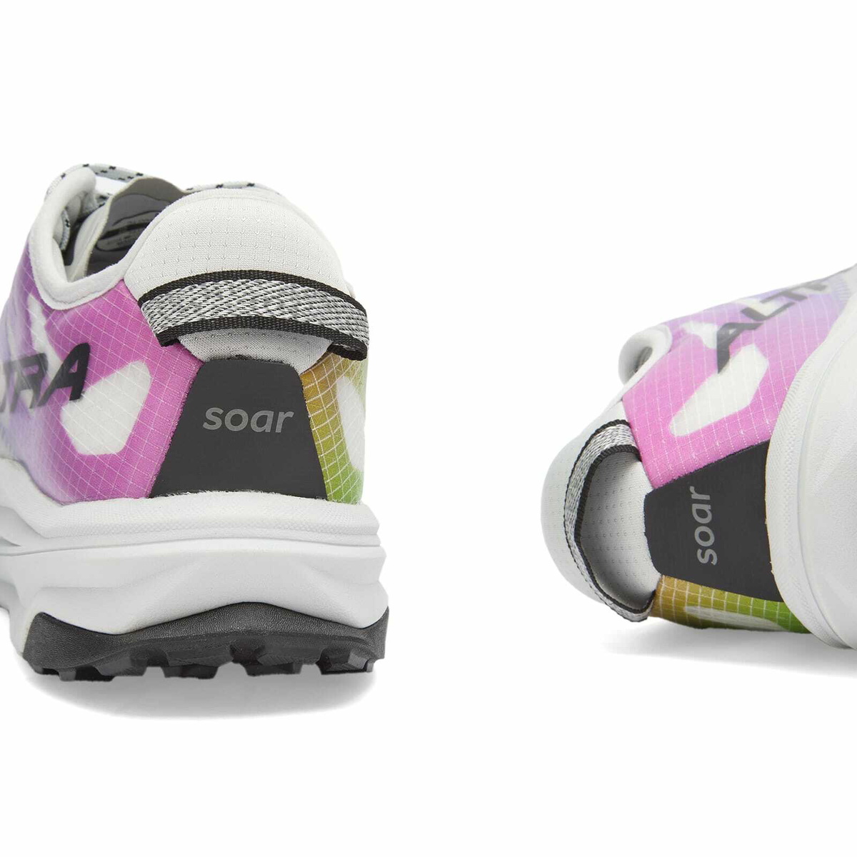 Altra Men's x SOAR Mont Blanc Carbon Sneaker in White