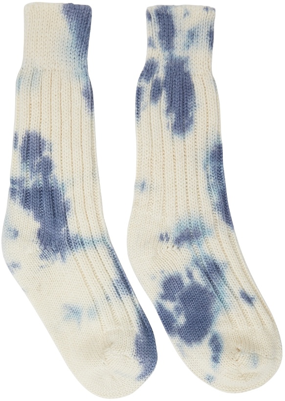 Photo: The Elder Statesman Off-White & Blue Hot Yosemite Tie-Dye Socks