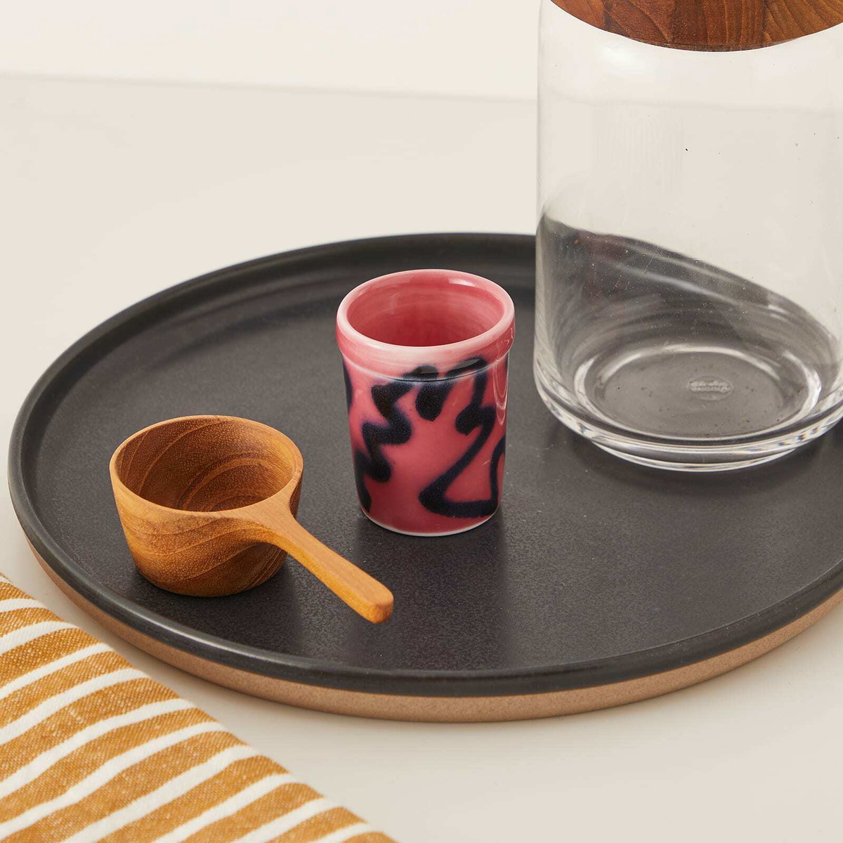 Frizbee Ceramics Espresso Cup In Roses Pizza Frizbee Ceramics