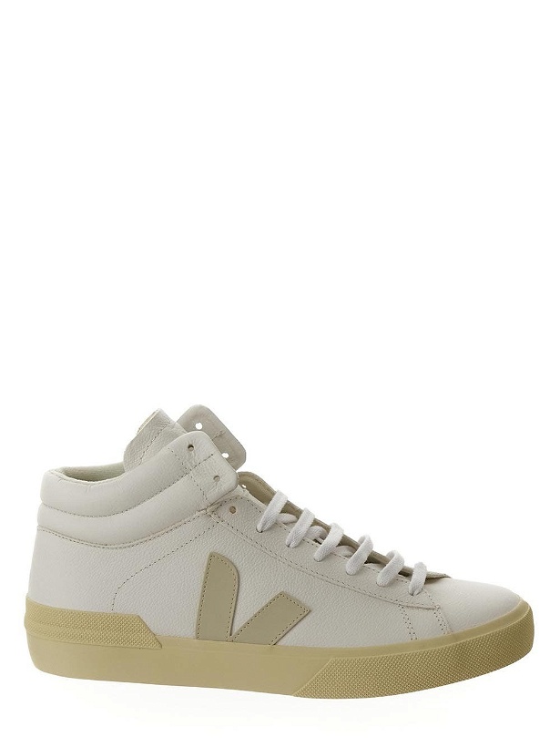 Photo: Veja High Sneakers