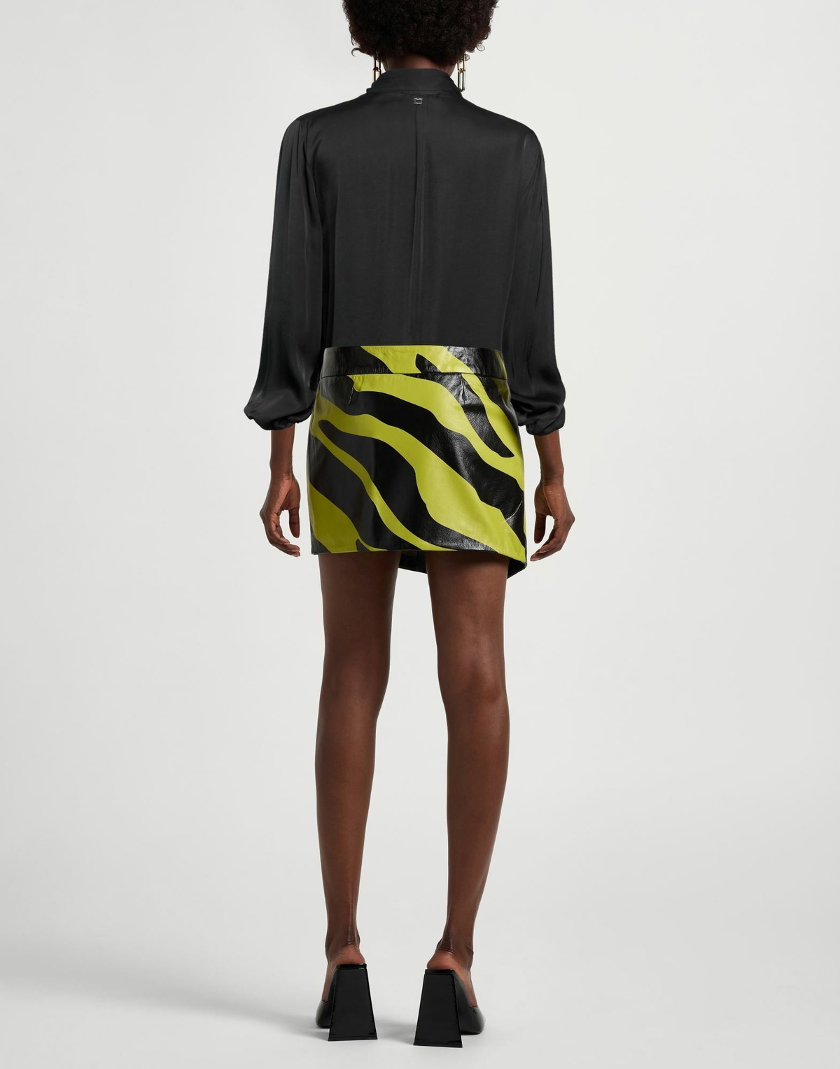 Manila Grace Womens Top in Black
