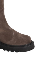 Via Roma 15 Low Heels Boots In Brown Suede