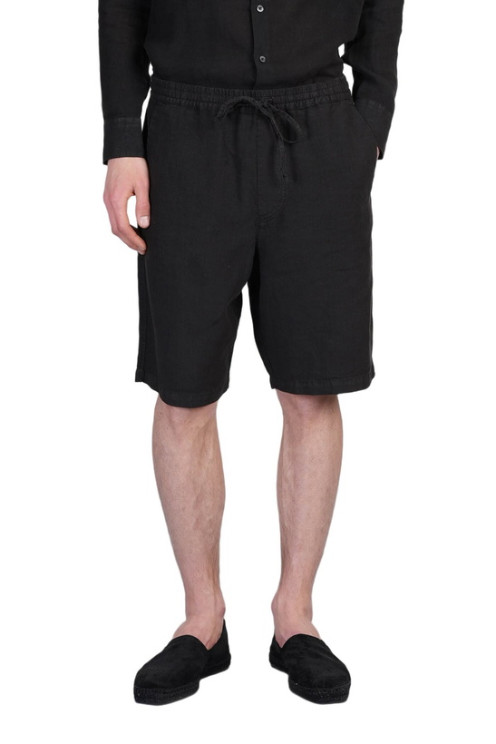 Photo: 120% Lino Shorts In Black Linen