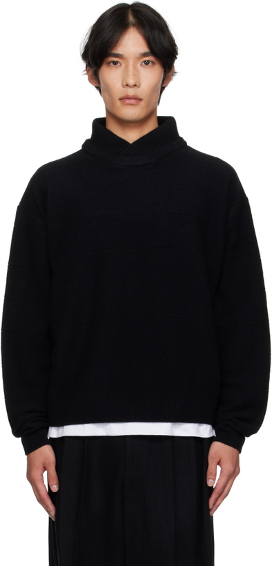 Photo: LE17SEPTEMBRE Black Crewneck Sweater
