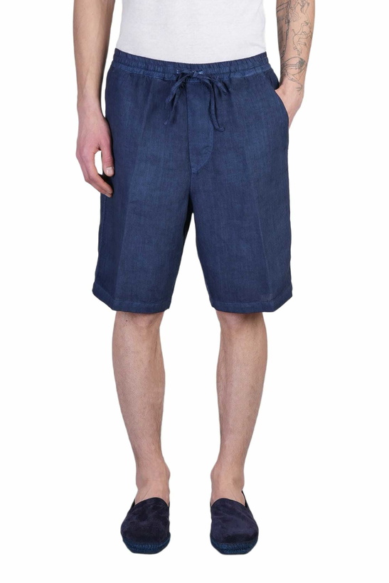 Photo: 120% Lino Shorts In Blue Linen