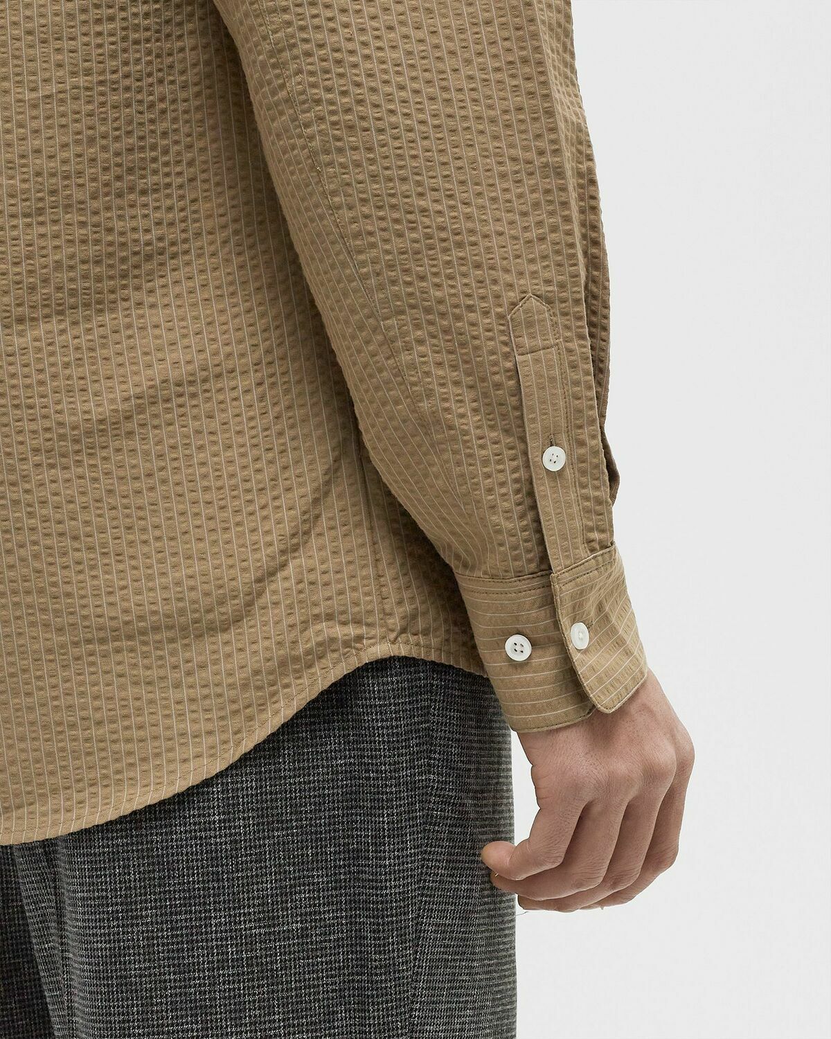 ØLÅF SEERSUCKER STRIPE SHIRT Brown Mens Longsleefe