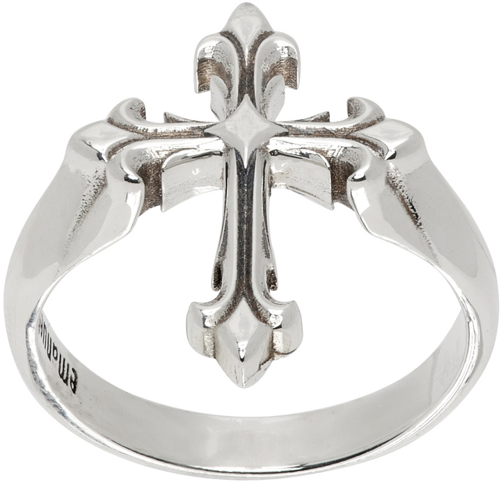 Photo: Emanuele Bicocchi Silver Fleury Cross Ring