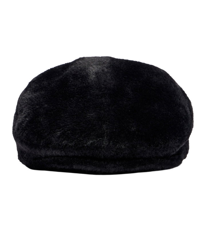 Photo: Ruslan Baginskiy Logo flat cap