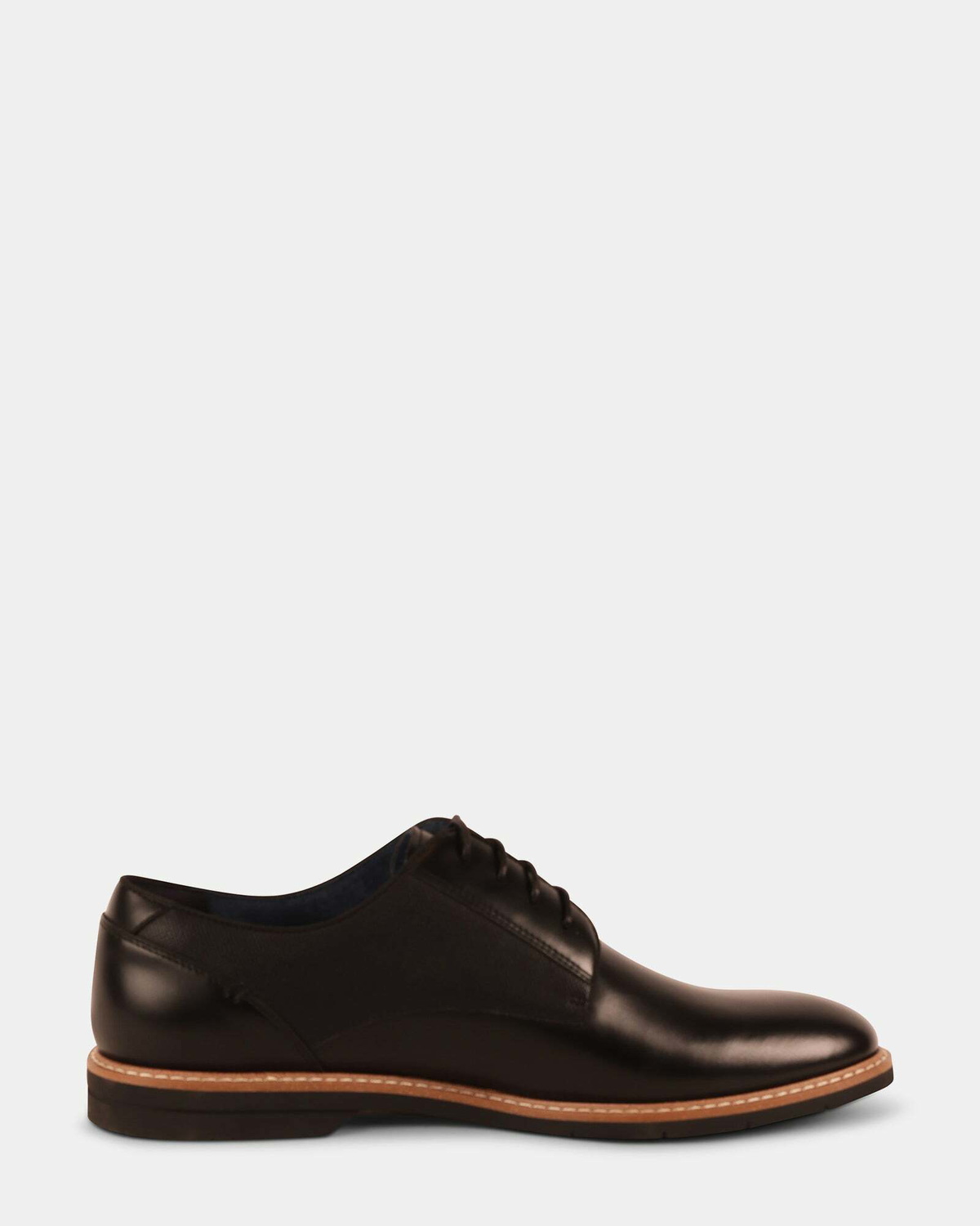 Steve Madden Maklin Boots in Black