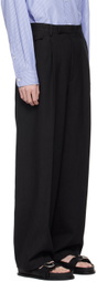 YLÈVE Black Pleated Trousers