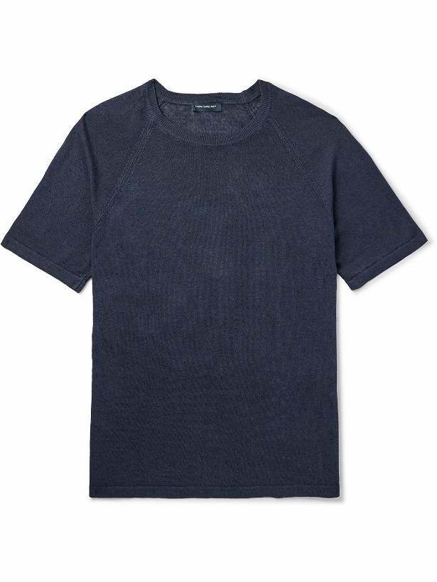 Photo: Thom Sweeney - Cotton and Linen-Blend T-Shirt - Blue