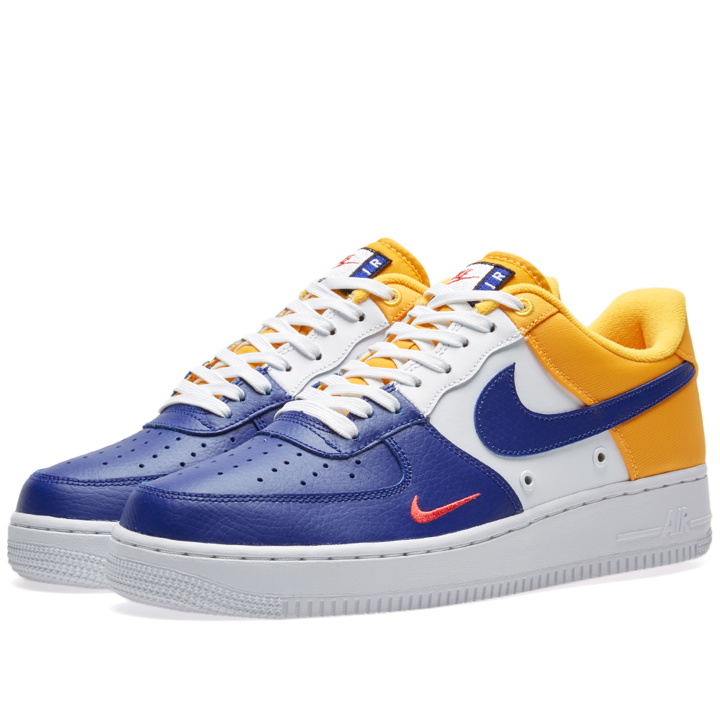 Photo: Nike Air Force 1 07 LV8