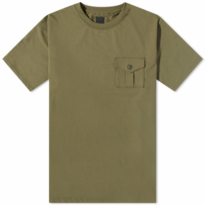 Photo: DAIWA Men's Tech Mil Pocket T-Shirt in Olive