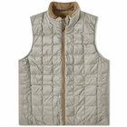 Taion Men's Reversible Fleece Down Vest in Light Grey/Beige