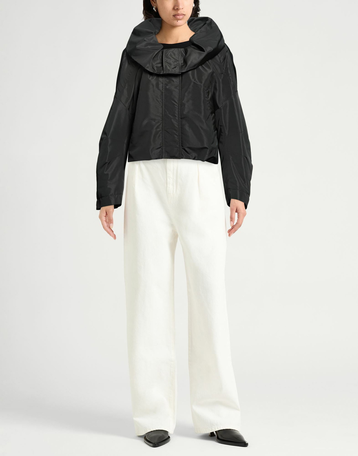 Khrisjoy Womens Jacket in Black