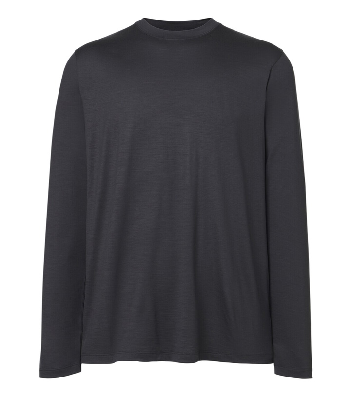 Photo: Sease Virgin wool jersey ski top