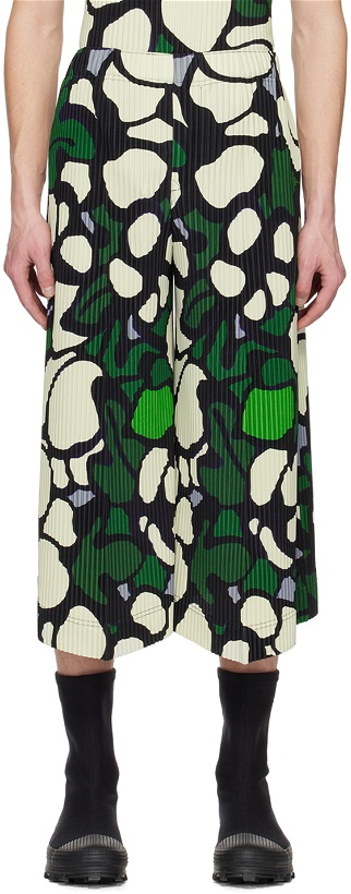 Photo: HOMME PLISSÉ ISSEY MIYAKE Off-White Printed Trousers