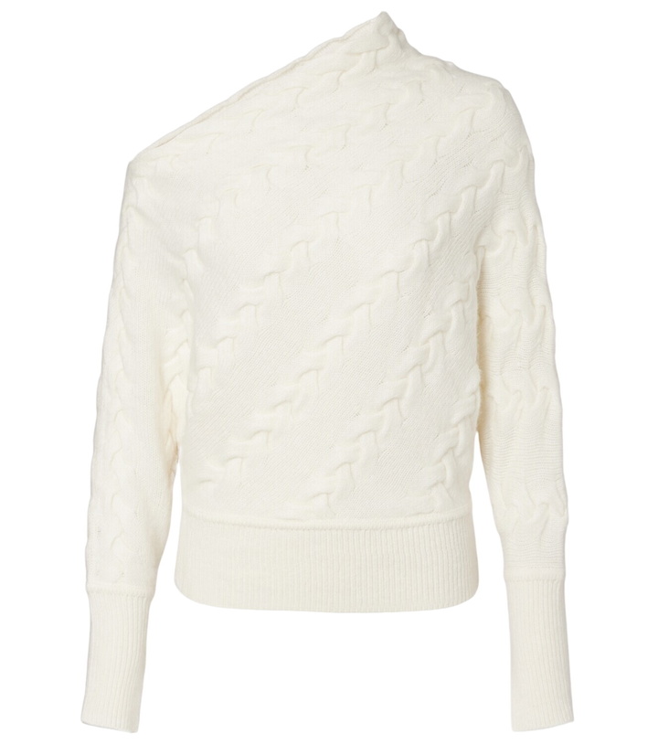 Photo: Xu Zhi Cable-knit one-shoulder sweater