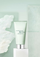 RÉvive Foaming Cleanser Enriched Hydrating Wash 125ml