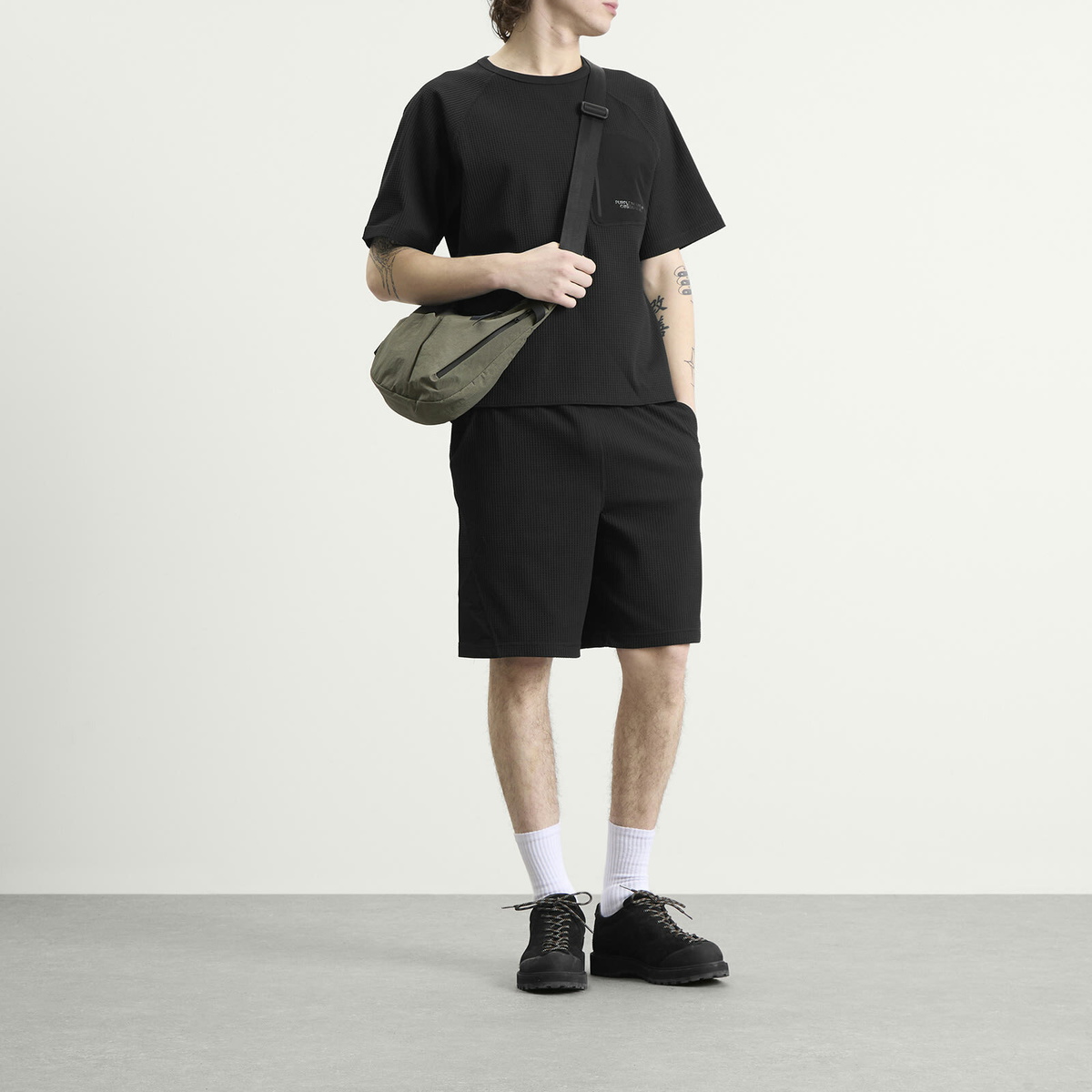 Purple Mountain Observatory Men's Waffle Shorts in Black