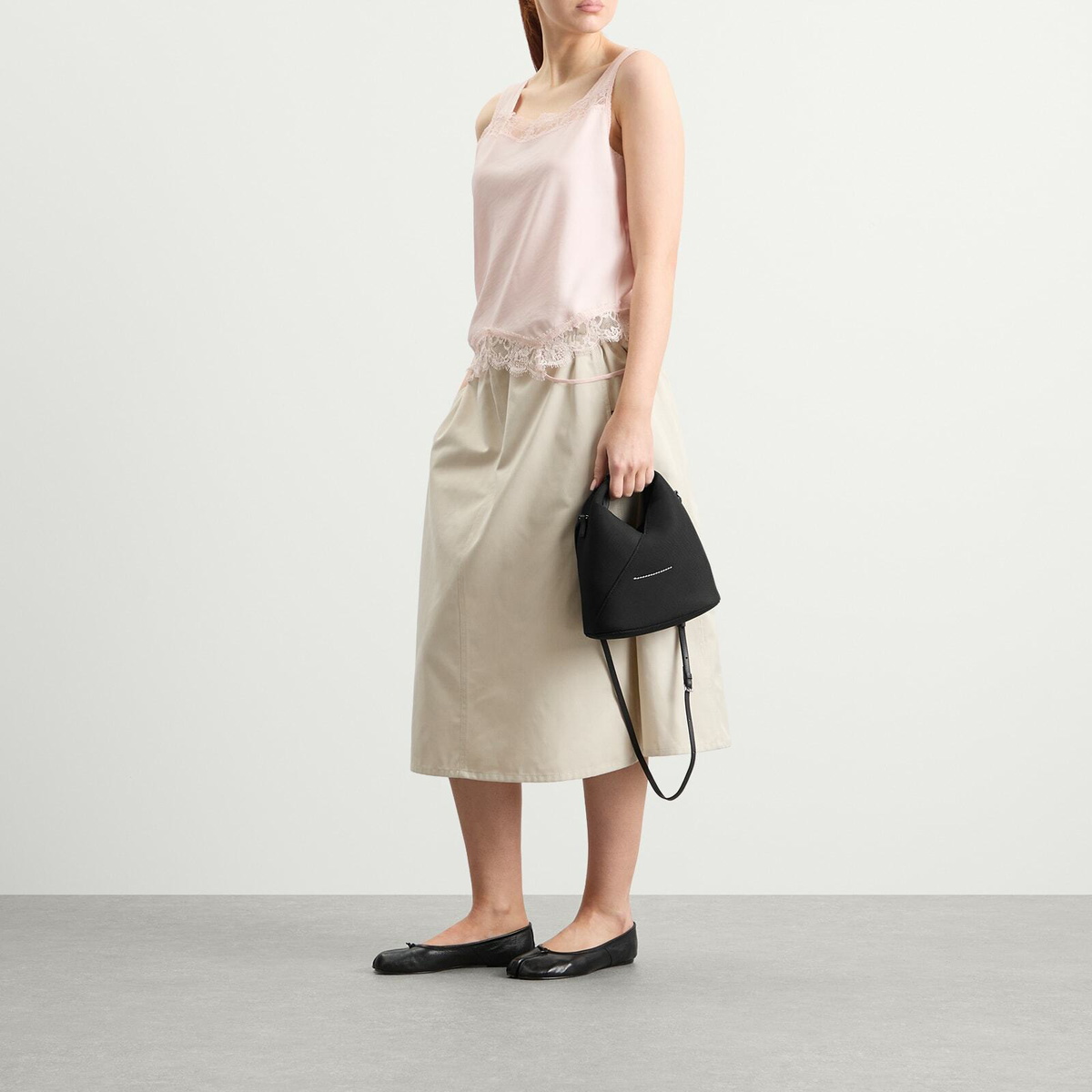 MM6 Maison Margiela Women's Small Japanese Crossbody Bag in Black 