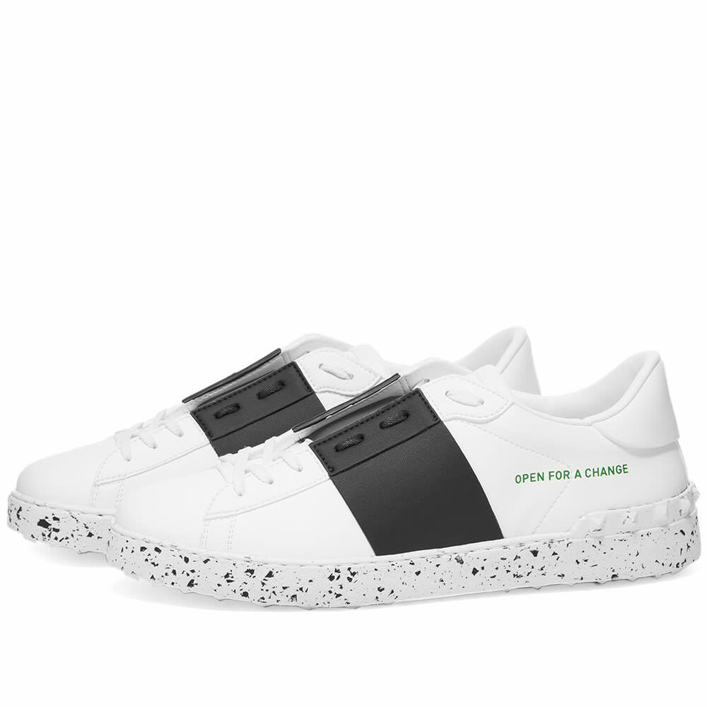 ★送料・関税込★VALENTINO★Open For Change Men's Sneakers Valentino Men's Open for a Change Low Sneakers in Wht&Blck