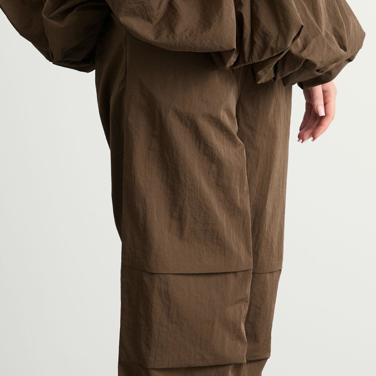 Cecilie Bahnsen Women's Brooks Joggers in Brown