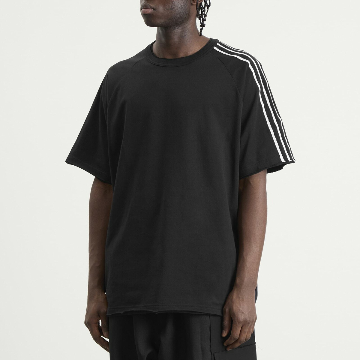 Y-3 Men's Distressed Short Sleeve T-Shirt in Black