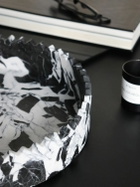 EDITIONS MILANO Triangoli Grand Antique Marble Tray
