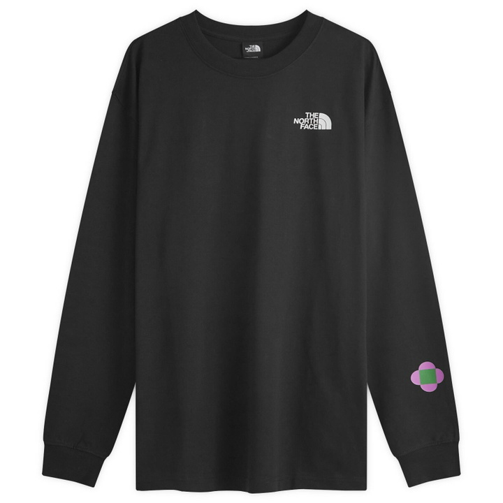 Photo: The North Face NSE x Yinka Ilori Graphic Long Sleeve T-Shirt in Tnf Black