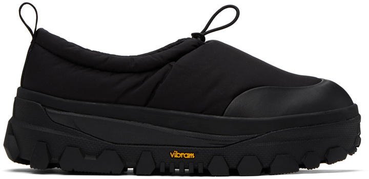 Photo: AMOMENTO Black Padded Sneakers