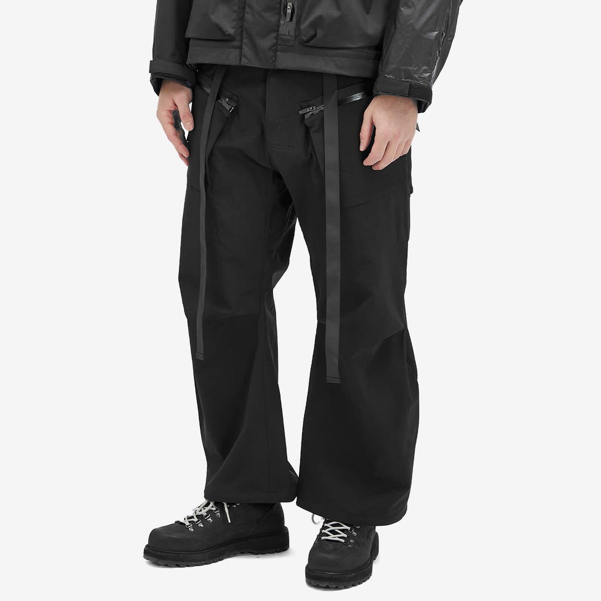 Acronym Men's Schoeller® Dryskin™ Cargo Vent Pants in Black