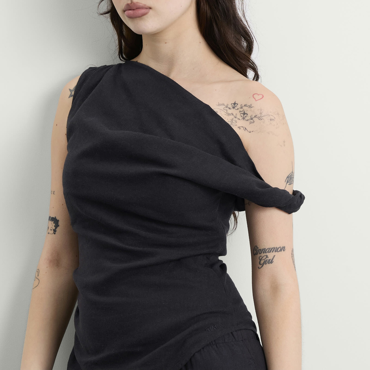 TALA Women's Soft Linen Top in Black