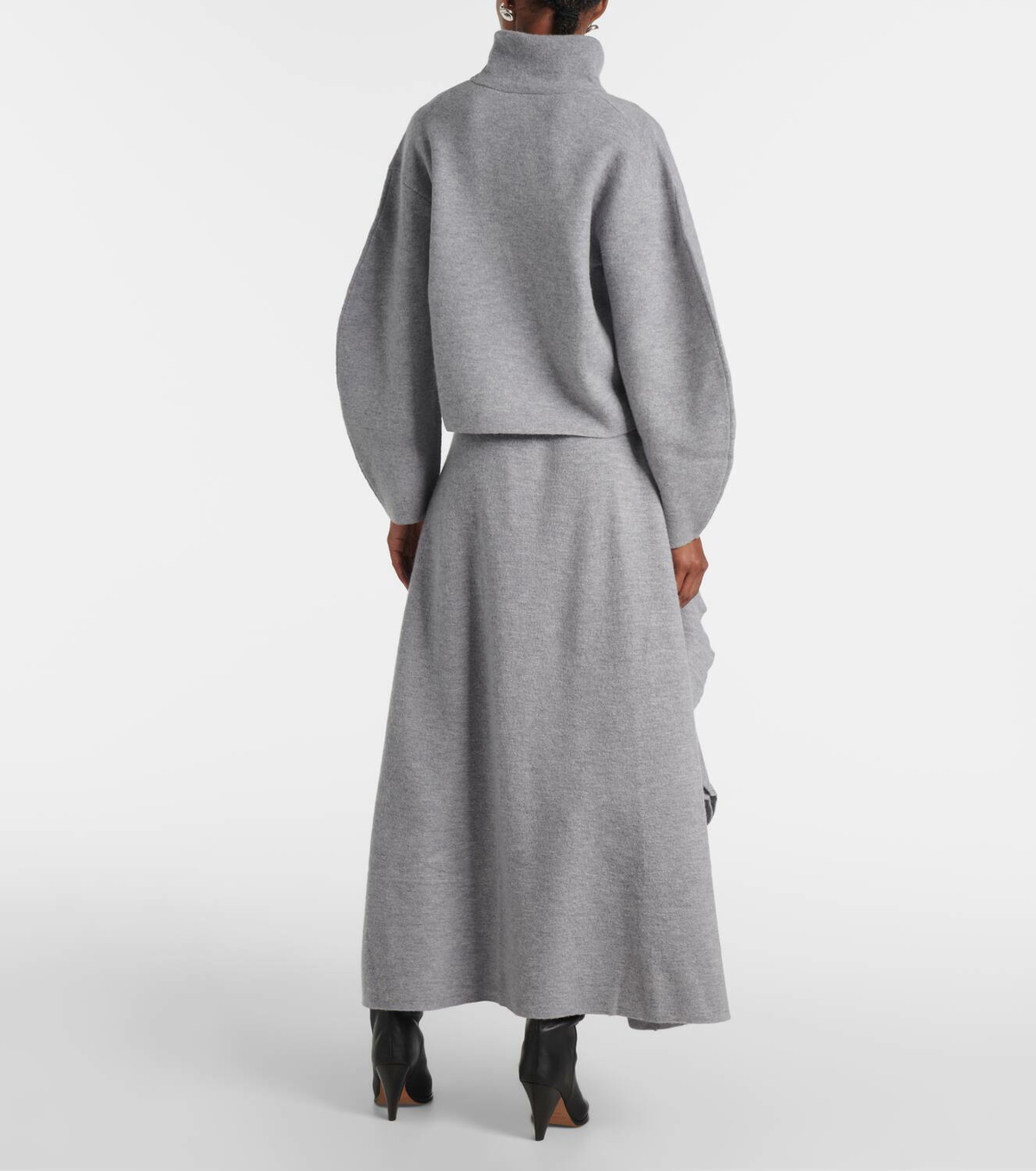 ★GAYEON LEE★ NANA Wool JakcetBlack JHL Crew Sweater (Cotton Cashmere) Black – Juliette Hogan