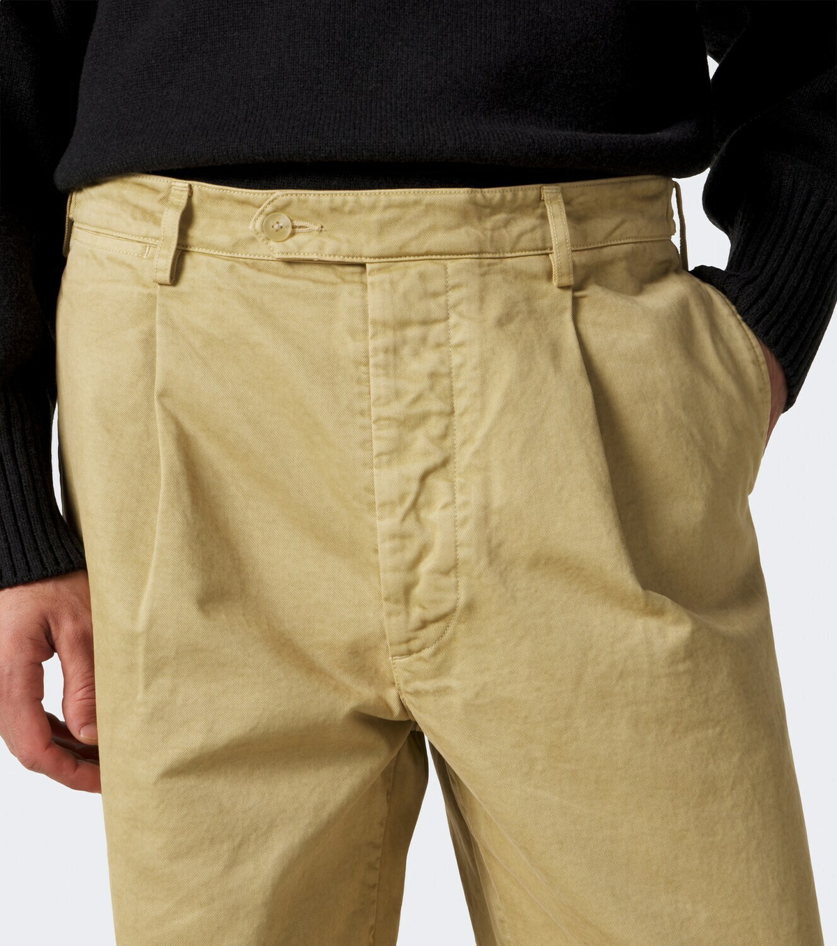 Auralee Pleated cotton chinos