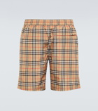 Burberry - Guildes Vintage check swim shorts